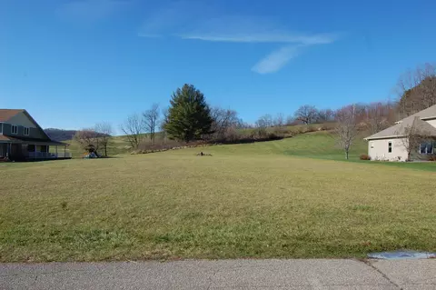 1518 Rainbow Dr, Richland Center, WI 53581