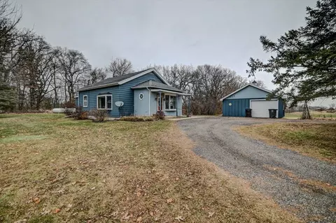 3098 Sam Miles Rd, Stoughton, WI 53589