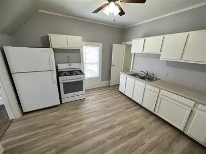 917 Mckinley St, Janesville, WI 53548