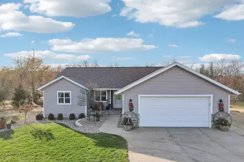 w8322 Bilkie Road, Poynette, WI 53955