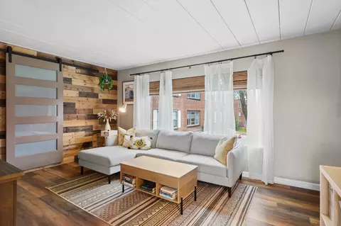4 Sherman Ter #4, Madison, WI 53704
