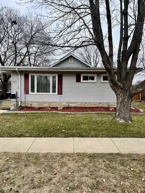 1717 W Grand Ave, Beloit, WI 53511