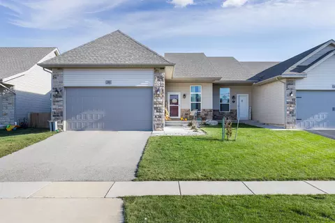 140 Olson Ave, Belleville, WI 53508