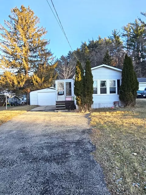 205 E Colvin Rd, Wonewoc, WI 53968