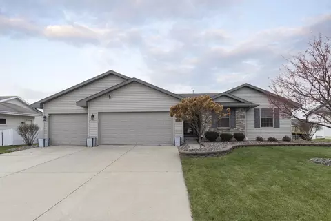 4645 Overlook Dr, Milton, WI 53563