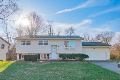 507 Linda Rd, Mount Horeb, WI 53572