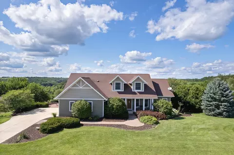 w5342 Windmill Ridge Road, New Glarus, WI 53574