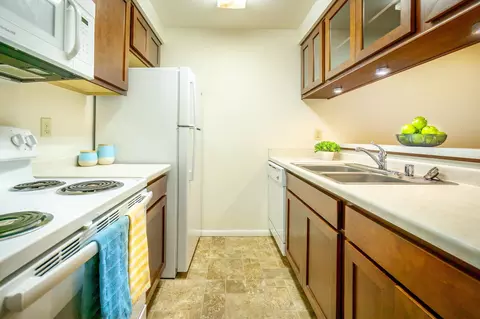 4340 Melody Ln #102, Madison, WI 53704