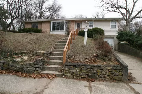 719 Logan St, Janesville, WI 53545