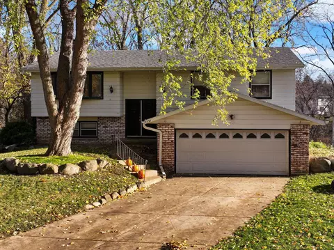 5333 Kingsbridge Rd, Madison, WI 53714