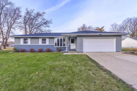 406 W Brodhead St, Orfordville, WI 53576
