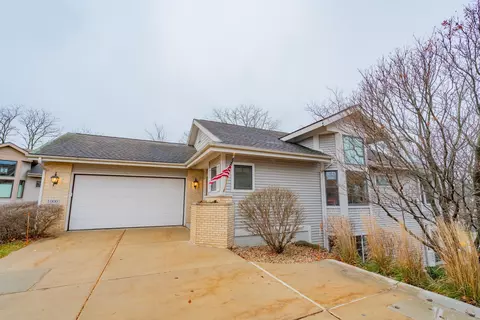 1000 Rooster Run #10, Middleton, WI 53562