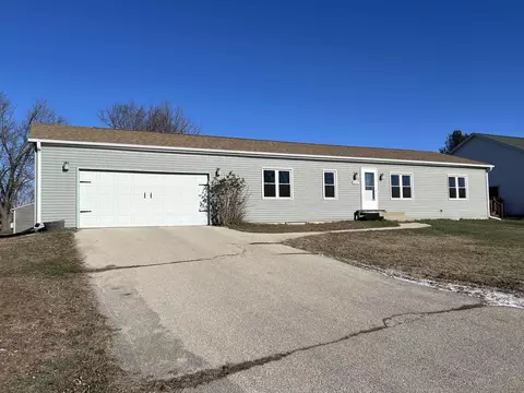 2722 Anthony Ave, Janesville, WI 53545