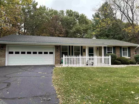 4244 Galaxy Dr, Janesville, WI 53546
