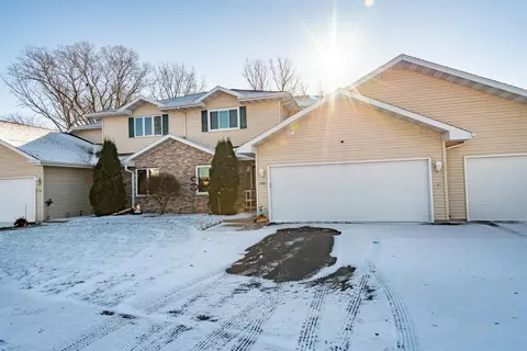 2741 W 9th Ave, Oshkosh, WI 54904