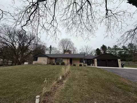 n1728 County Road K, Fort Atkinson, WI 53538