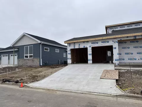 6654 Uecker Dr, Deforest, WI 53532