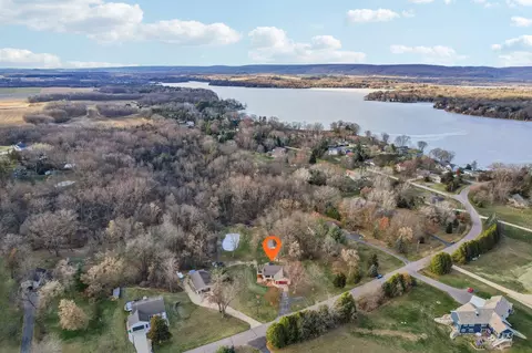 n2151 Lake Drive, Lodi, WI 53555