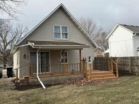 436 N Chatham St, Janesville, WI 53548