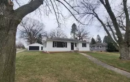 446 N Oak St, Oregon, WI 53575
