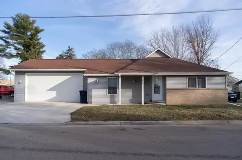 1610 Lowell St, Janesville, WI 53545