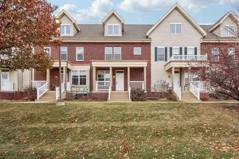 83 S Gardens Way, Fitchburg, WI 53711