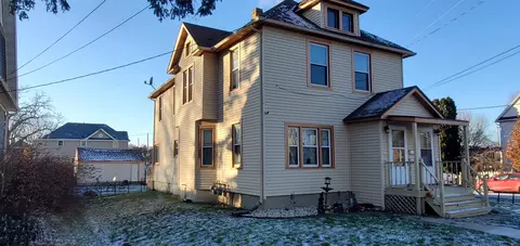 414 West St, Beaver Dam, WI 53916