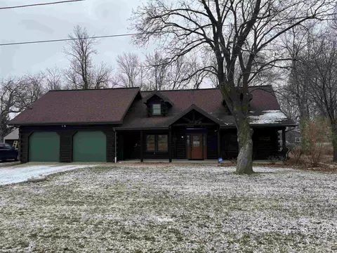 7364 Widgeon Ln, Larsen, WI 54947