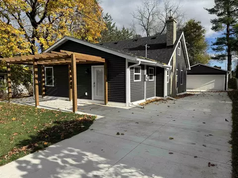 5409 Woodley Ln, Madison, WI 53713