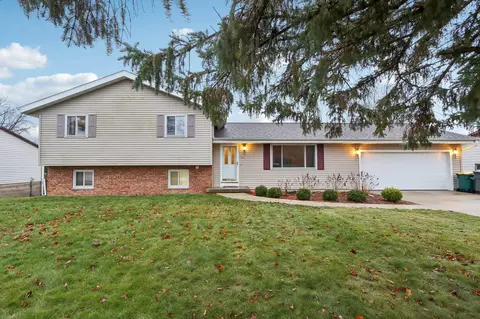 301 Highland Ave, Fort Atkinson, WI 53538