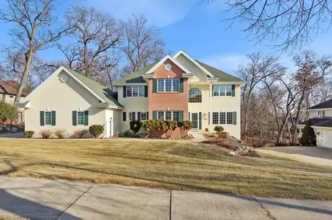 1805 Maplecrest Dr, Verona, WI 53593