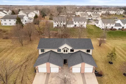 132-138 Talon Pl, Sun Prairie, WI 53590