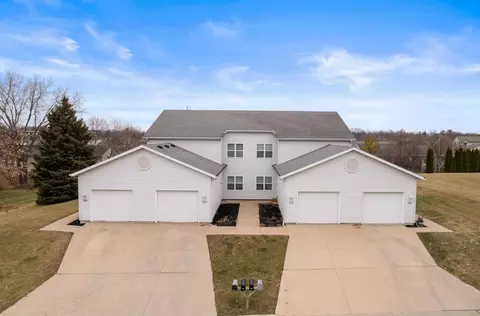 232-238 Talon Pl, Sun Prairie, WI 53590