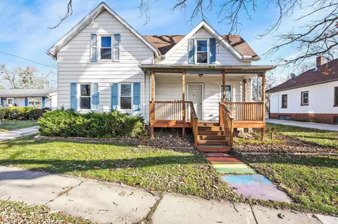 414 N Main St, Deerfield, WI 53531