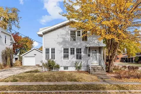 118 Fulton Ave, Oshkosh, WI 54901