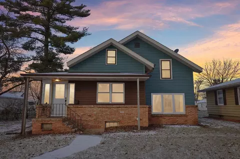1113 Monroe St, Sauk City, WI 53583