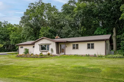 1888 Derby Dr, Fitchburg, WI 53575