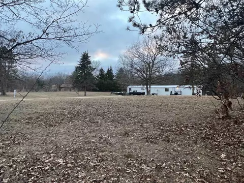 n1577 Amherst Road, Lyndon Station, WI 53944