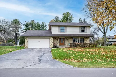 3484 Cottontail Trl, Madison, WI 53718