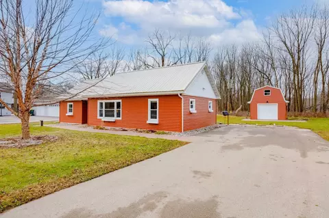 9429 N County Road H, Edgerton, WI 53534