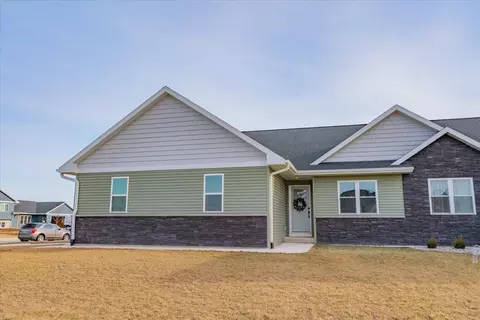 699 Porter Rd, Evansville, WI 53536