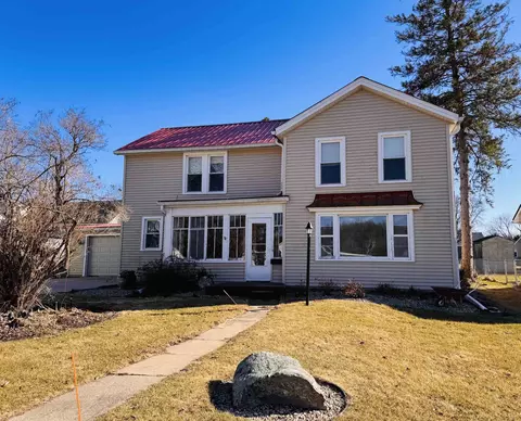 1415 Webb St, Black Earth, WI 53515
