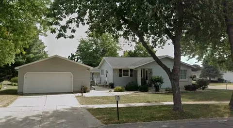 304 N Crosby Ave, Janesville, WI 53548