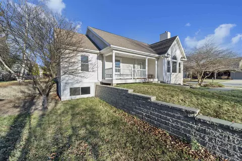 138 Briar Crest St, Madison, WI 53704