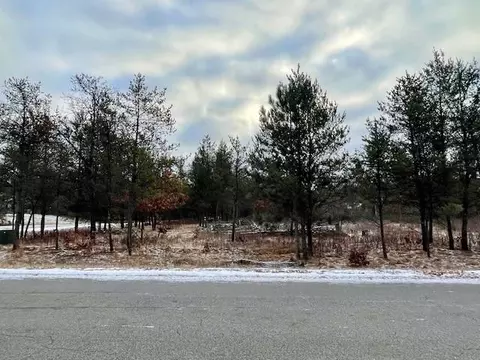 404 13th Dr, Nekoosa, WI 54457