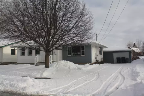 605 N Clark St, Horicon, WI 53032