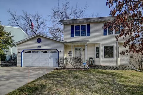 2813 Wayland Dr, Madison, WI 53713
