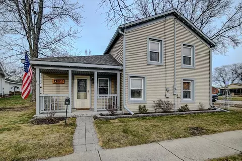 203 Polk St, Sauk City, WI 53583
