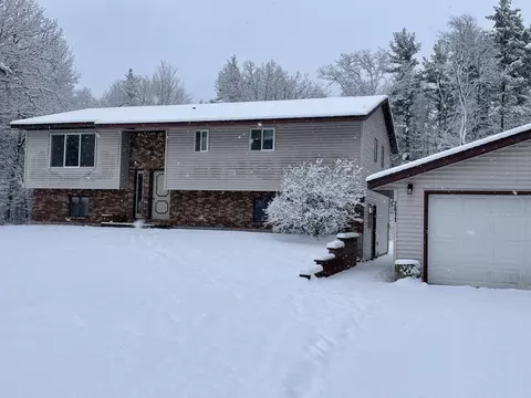 2811 Blueberry Ln, Wisconsin Rapids, WI 54494