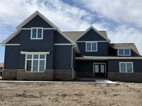 3196 Jackdaws Dr, Beloit, WI 53511